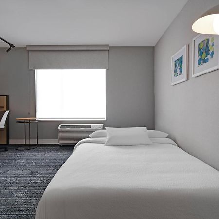 Towneplace Suites By Marriott Fall River Westport Exterior photo